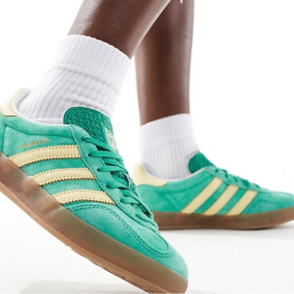 ADIDAS ORIGINALS Gazelle Indoor: gum soles in green/yellow (Size 11)